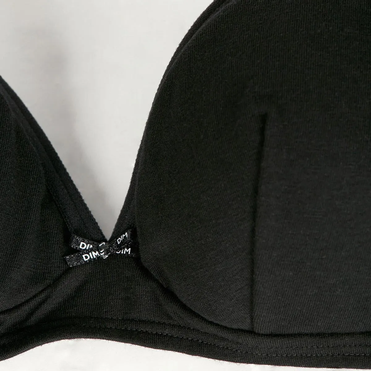 Black triangle bra DIM Girl