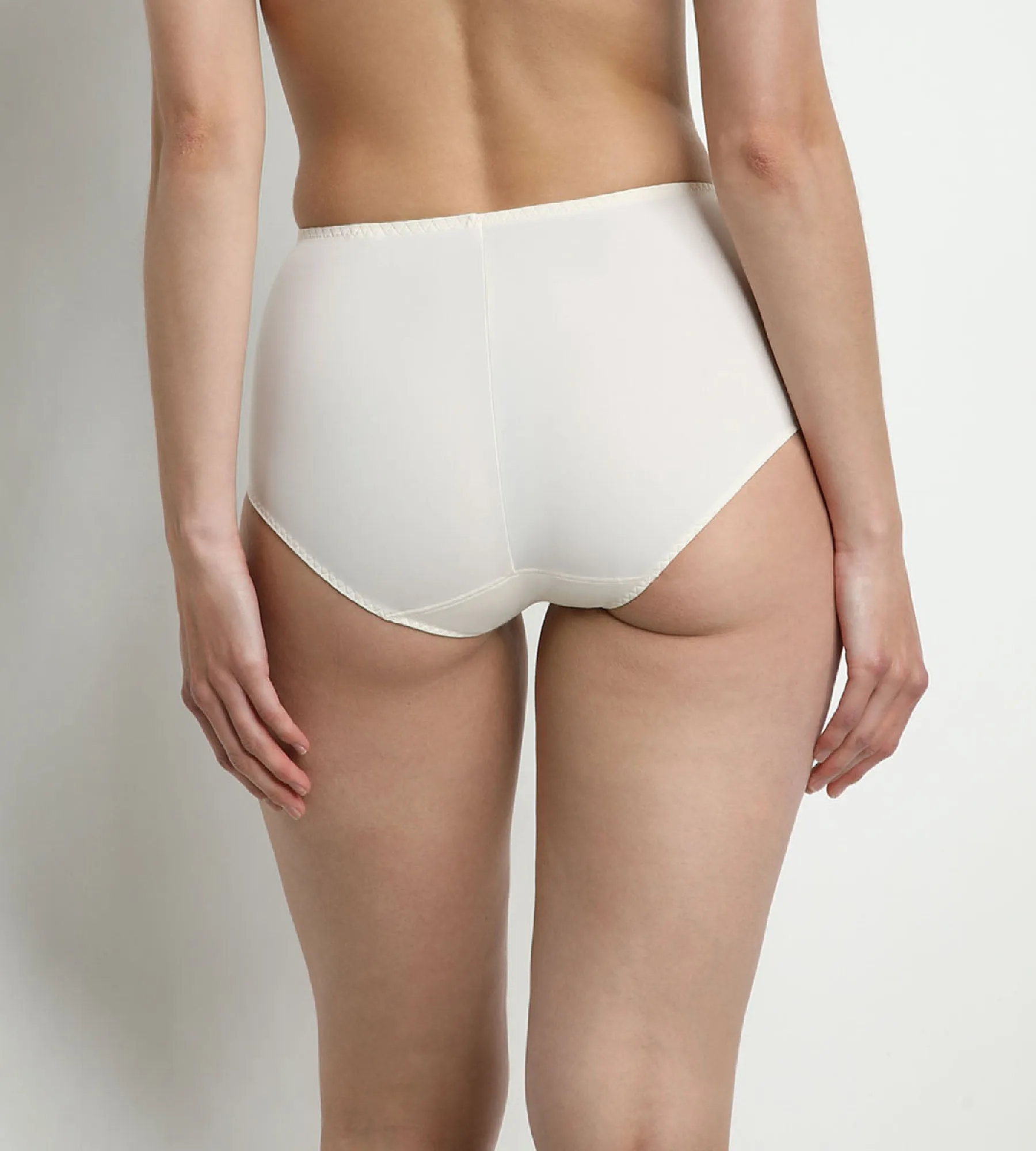 Culotte ventre plat taille haute nacre Dim Silhouette Essentiel