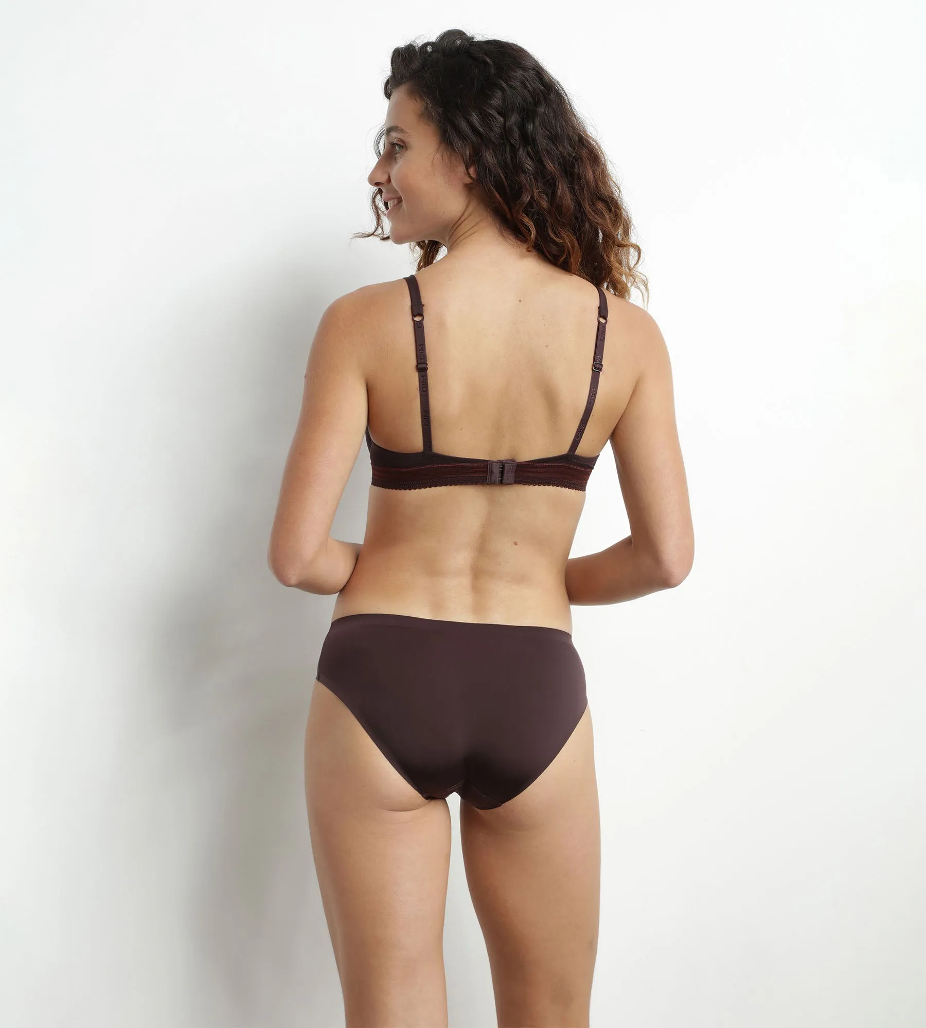 Dim InvisiFit precious brown padded balconette bra