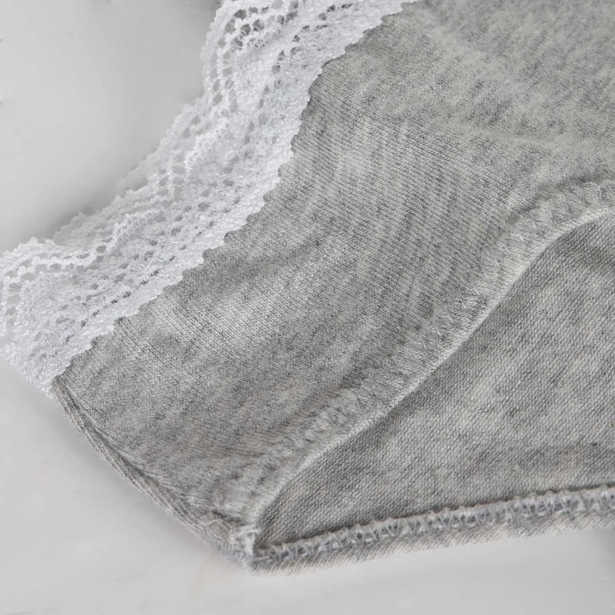 Dim Trendy girls' heather grey stretch cotton briefs with lace waistband