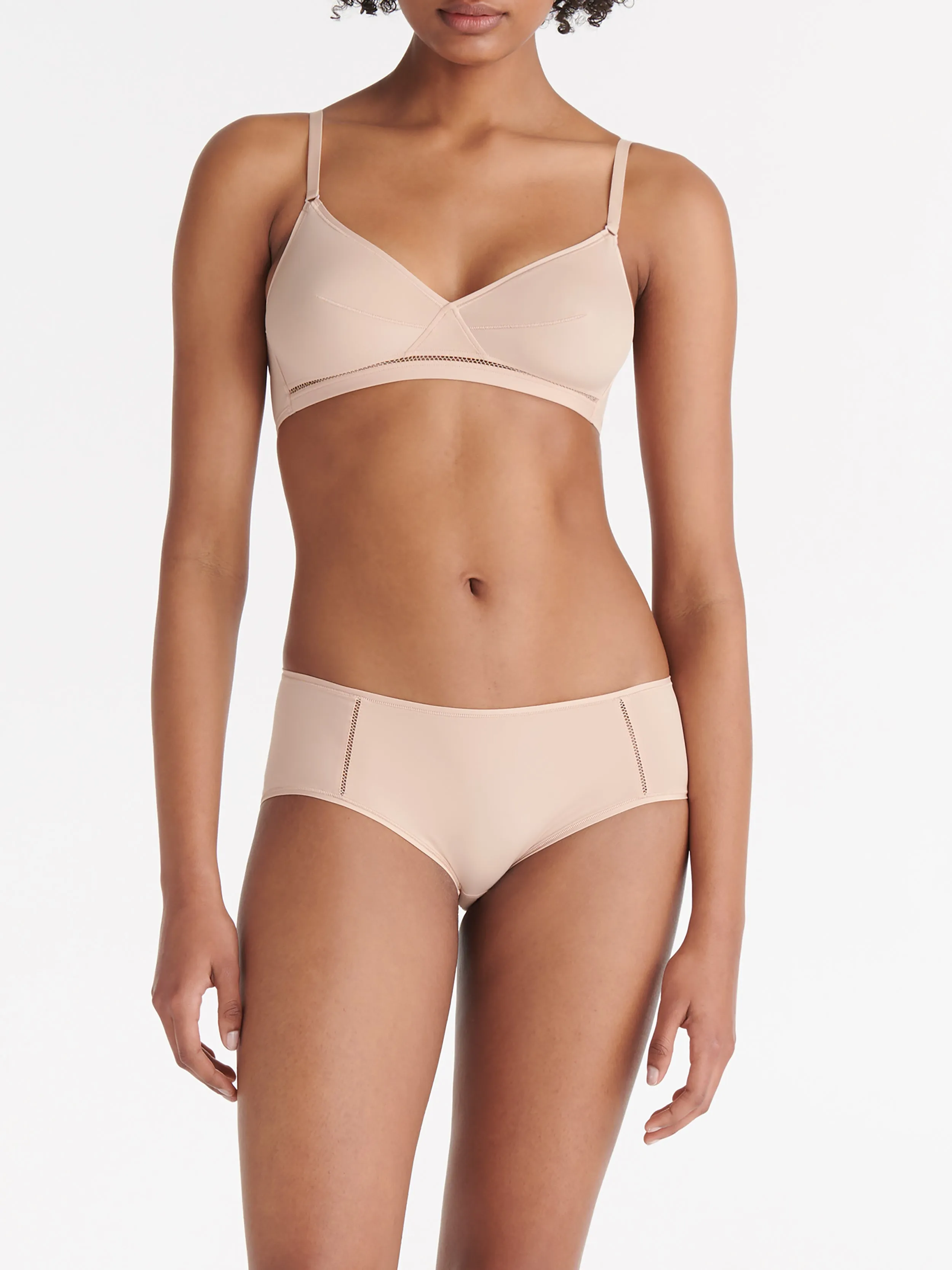 Lydia Wireless Triangle Bra Make Up