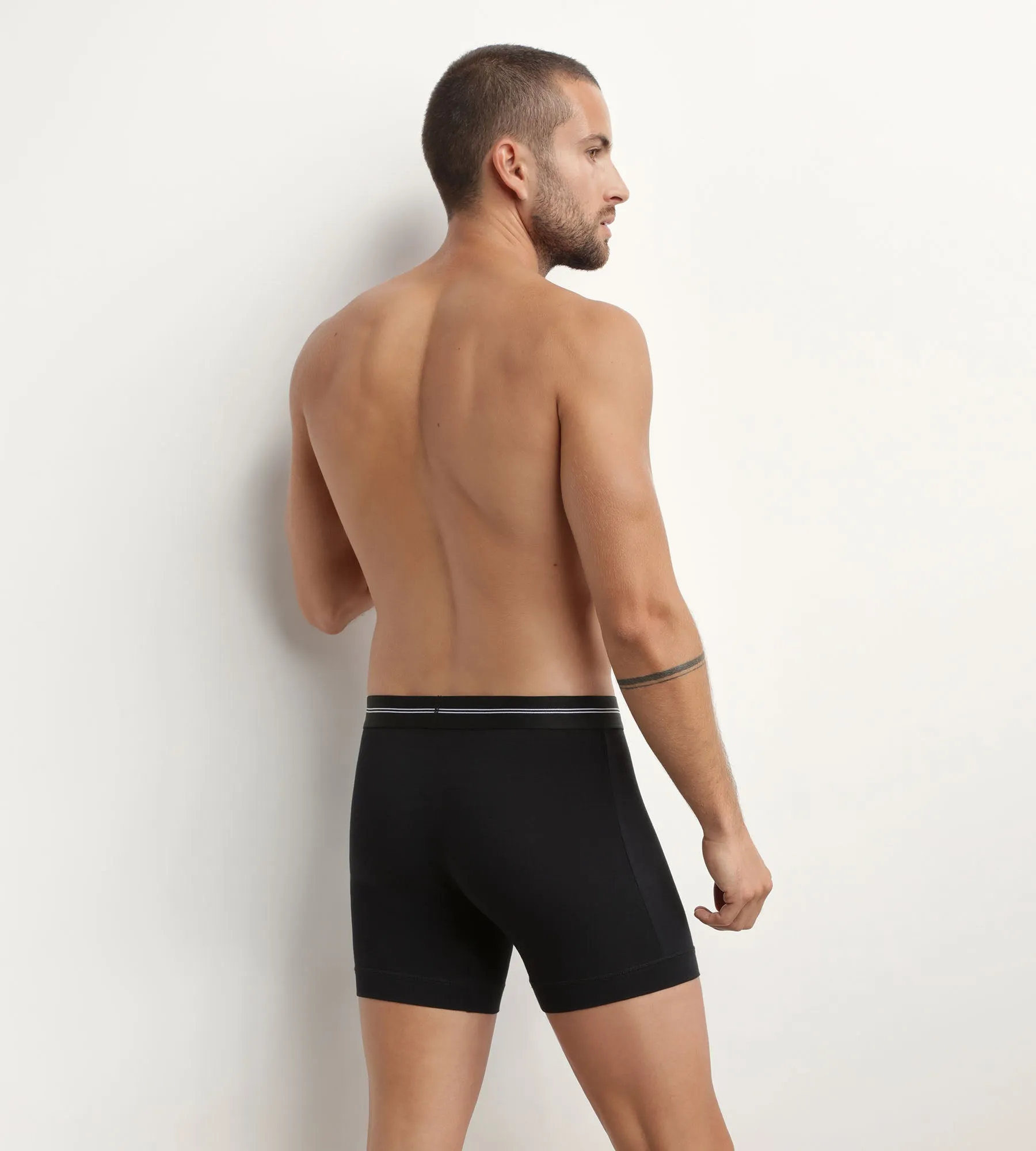 Men's microfibre boxers with flat seams in Black Dim Icons Essentiel
