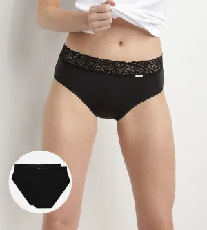 Pack of 2 pairs of Coton Plus Féminine high rise bikini knickers in black