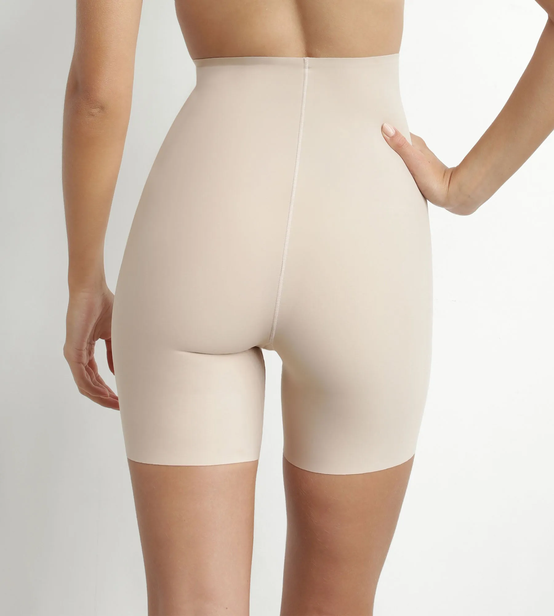 Panty gainant femme en microfibre sans couture Nude Dim Silhouette Invisible