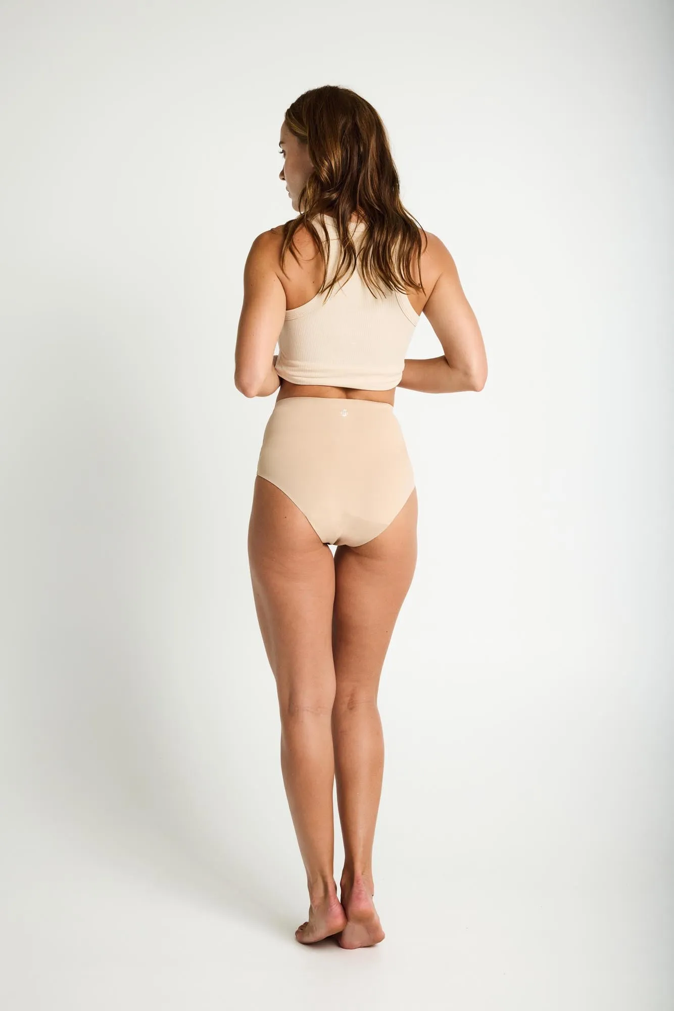 Seamfree Full Brief Moderate Cashew