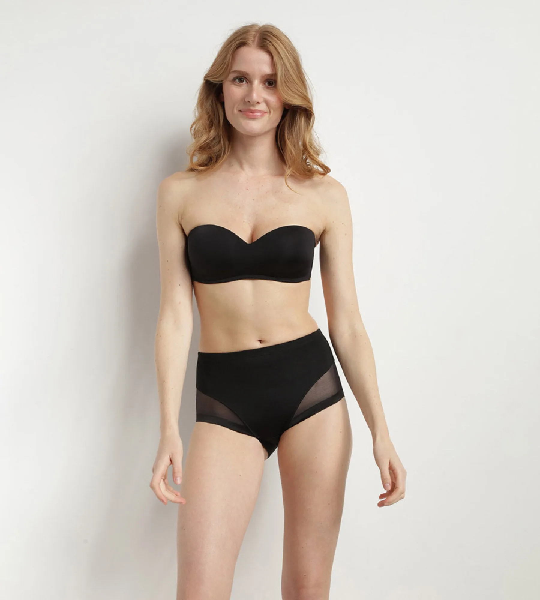 Strapless Non-Wired Black InvisiFree Bra