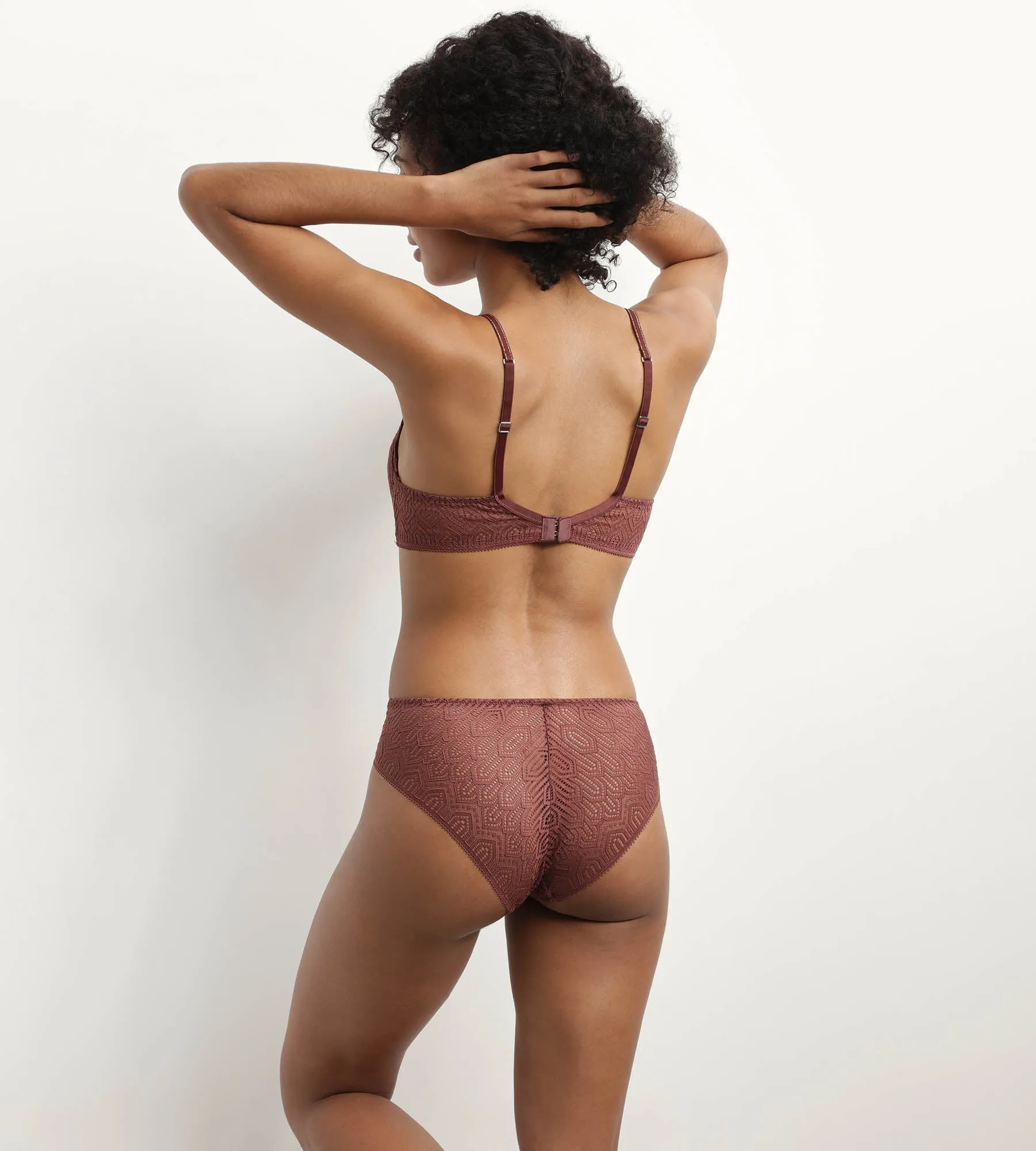 Underwired graphic lace push-up bra in Cacao Mod de Dim