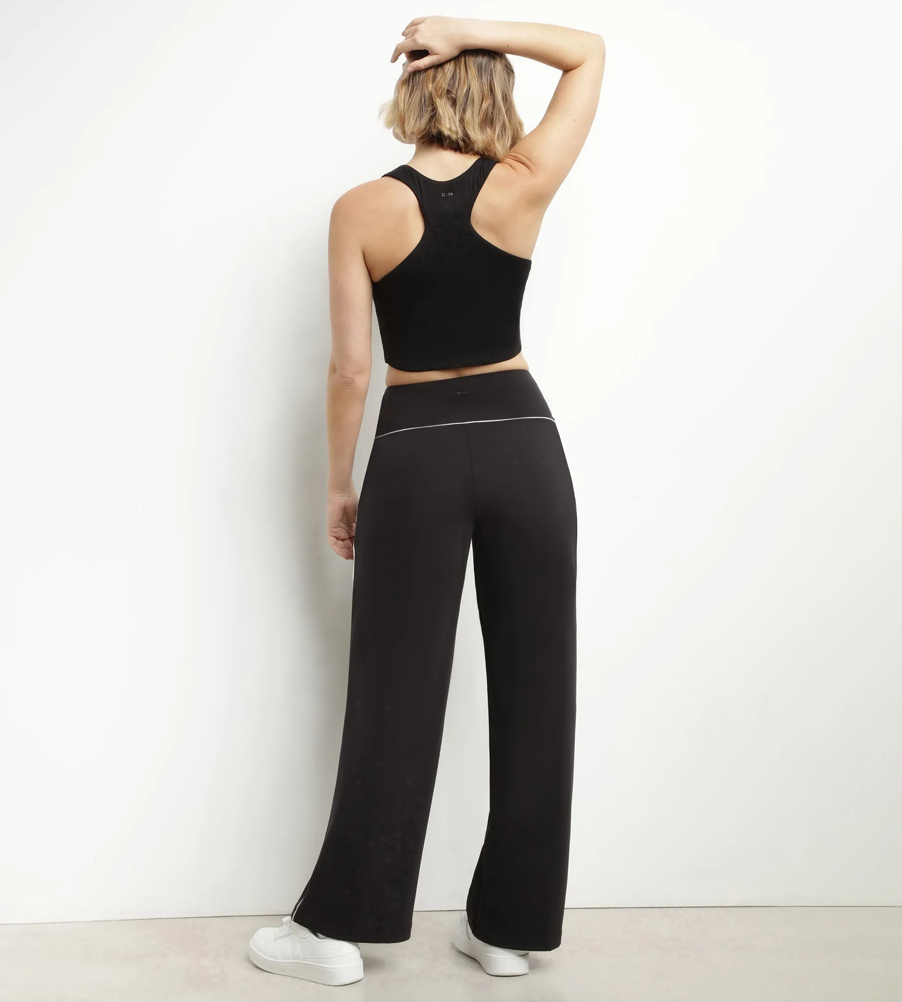 Women's sports tank top in black viscose with bra Dim Move