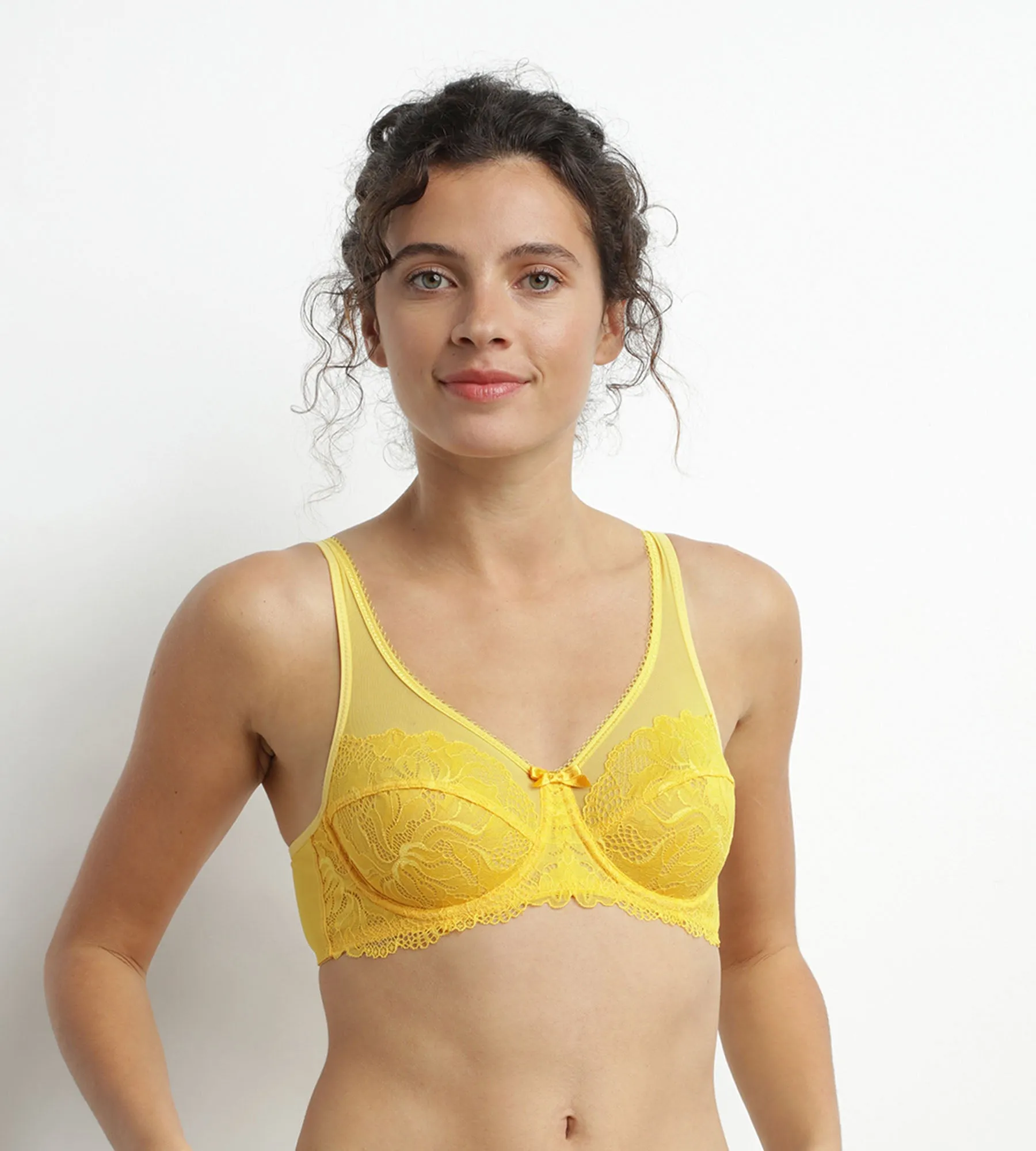 Yellow lace push-up bra Dim Generous Essentiel